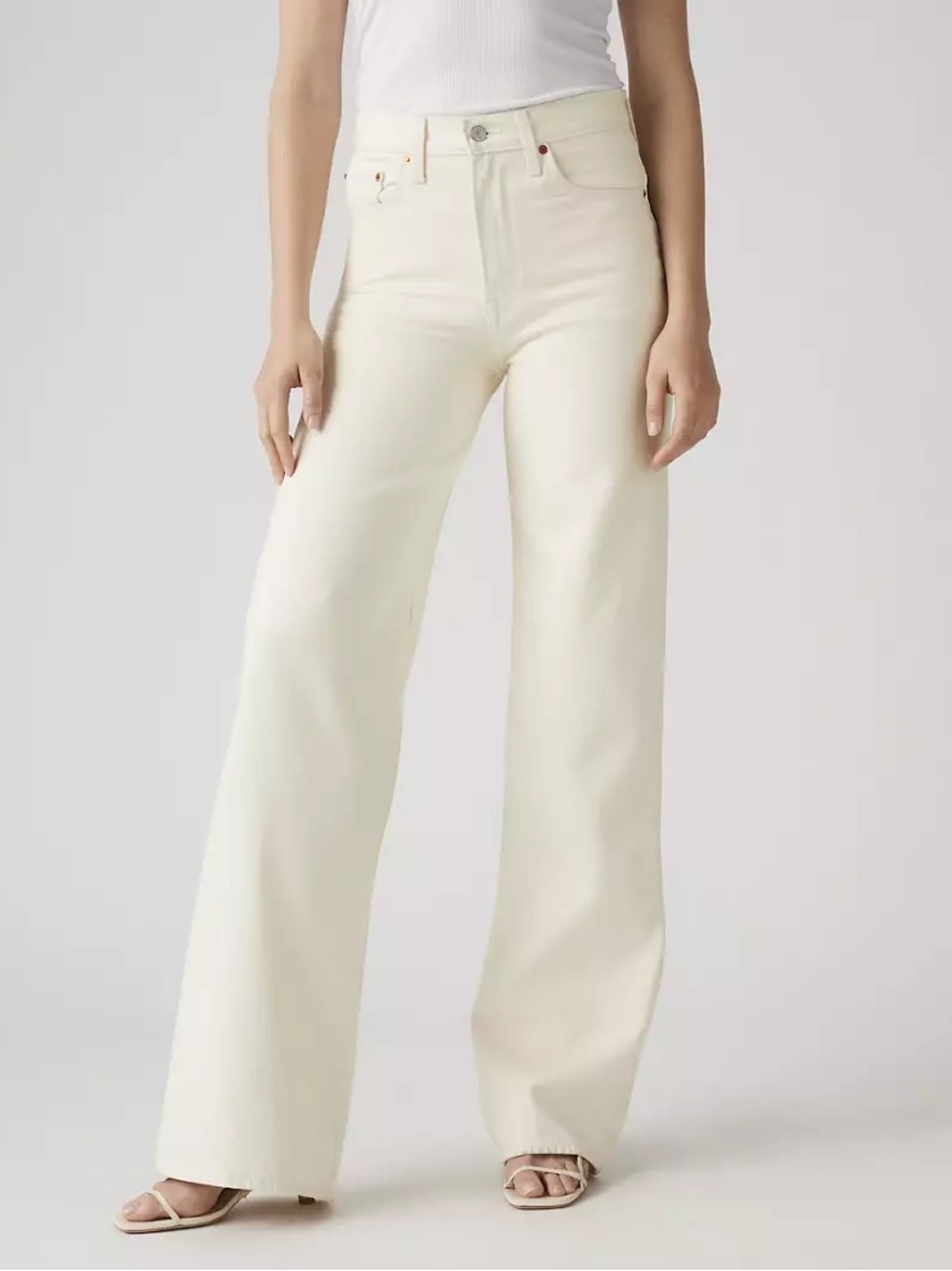 Levi's High-Rise Wide-Leg Jeans in Cream White